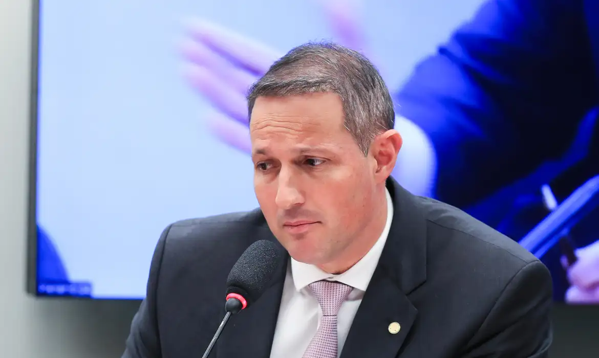 Imagem de Após pressão da PF, relator do PL Antifacção recua e mantém autonomia da Polícia Federal