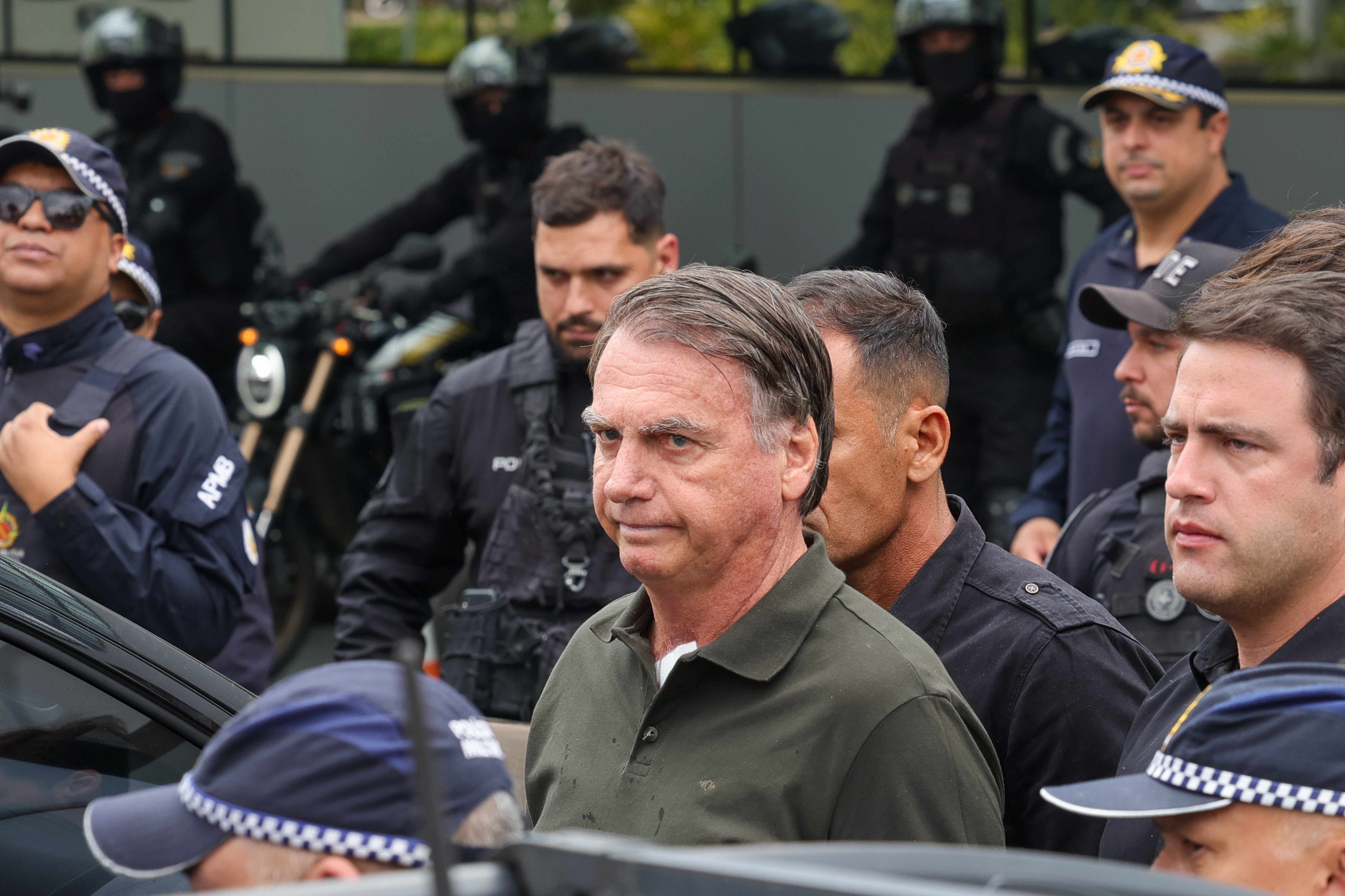 Imagem de Bolsonaro apresenta boa recuperação após cirurgia no ombro, diz boletim médico