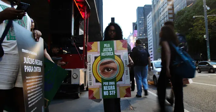 Imagem de Grupo feminista aciona STF para pressionar Lula a indicar mulher negra à Corte