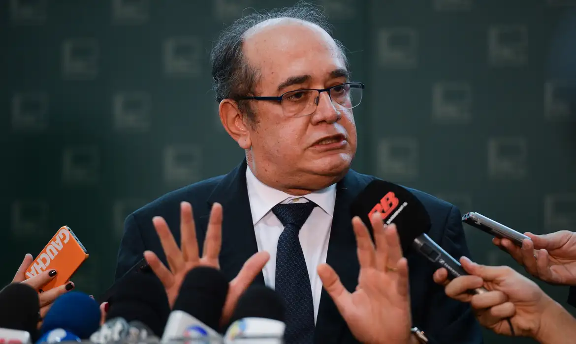 Imagem de Gilmar Mendes pede desculpas após fala sobre Zema e critica limites de sátiras contra autoridades