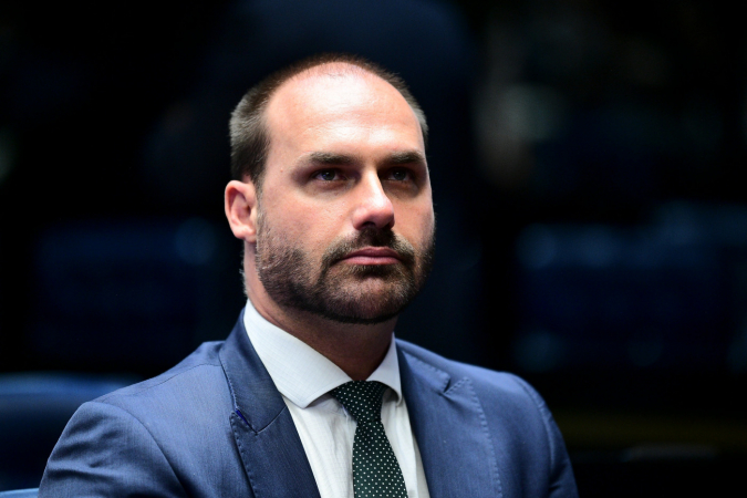 Imagem de Moraes abre prazo para alegações finais de Eduardo Bolsonaro no STF