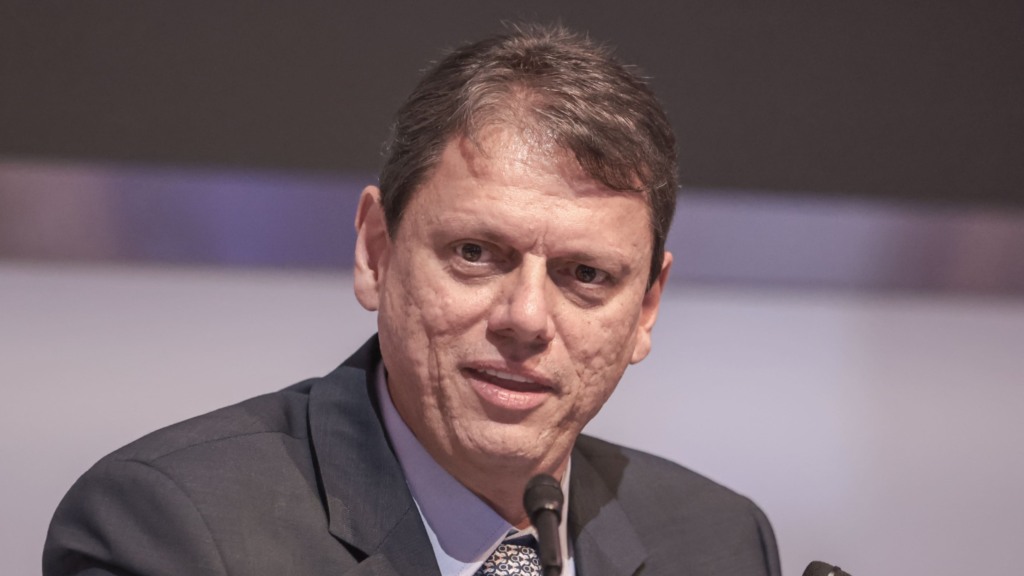 Imagem de “Ninguém está acima da lei”, diz Tarcísio ao defender investigação sobre Moraes