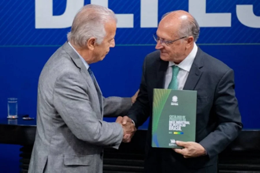 Imagem de Governo lança catálogo de defesa com mísseis, drones e aviões brasileiros