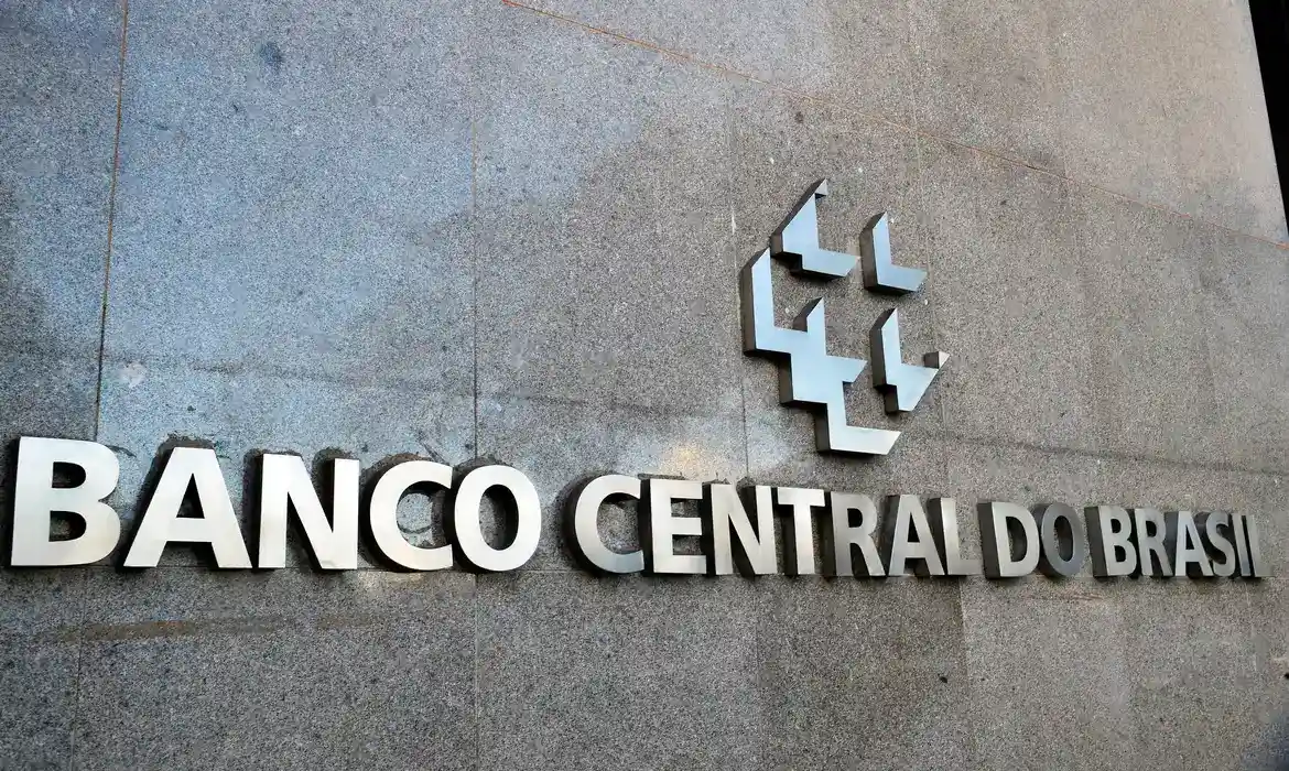 Imagem de Déficit das contas públicas cresce e dívida bruta alcança 81,9% do PIB
