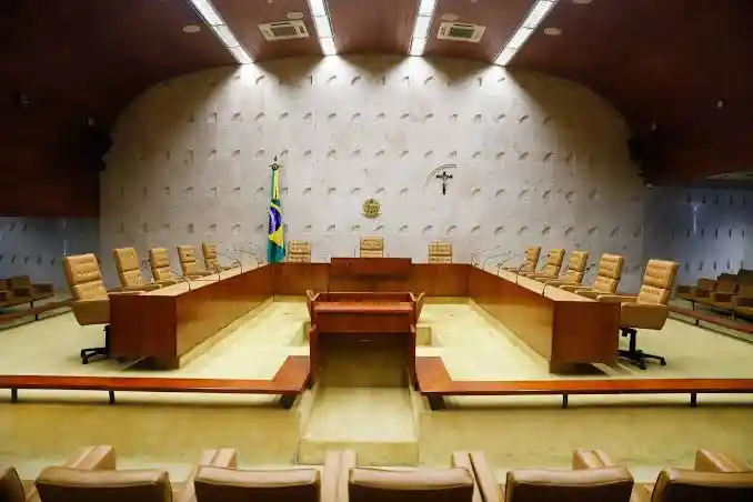 Imagem de Crise com EUA leva STF a discutir “recuo possível” e anistia pós-condenação para Bolsonaro