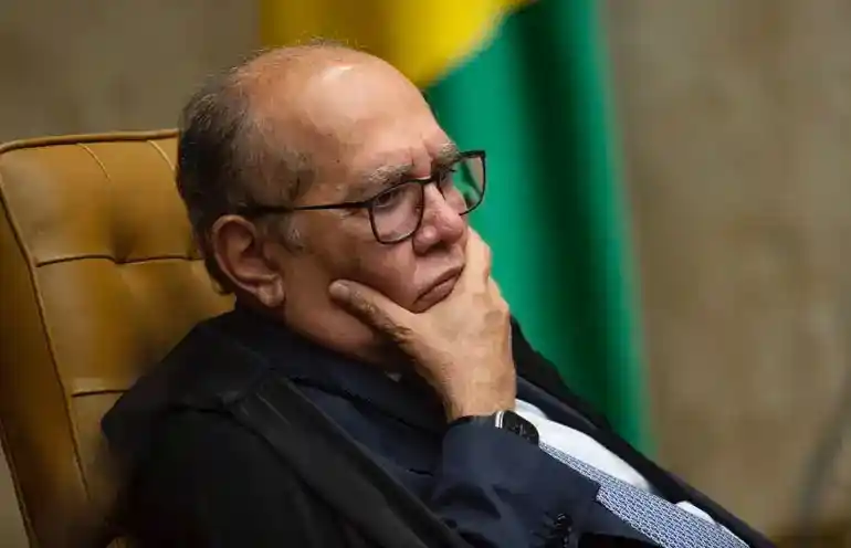 Imagem de Gilmar Mendes se reúne com banqueiro para discutir tensões com EUA e sanções a Moraes