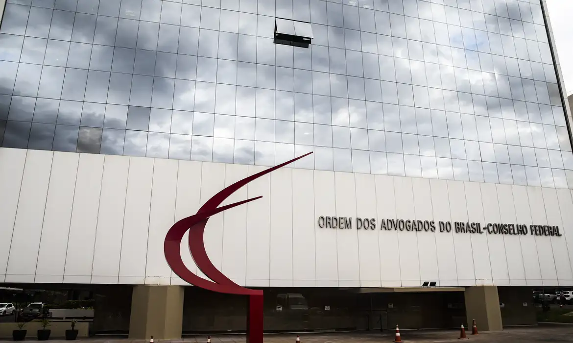 Imagem de OAB pressiona STF para encerrar inquéritos sem prazo e cobra limites às investigações