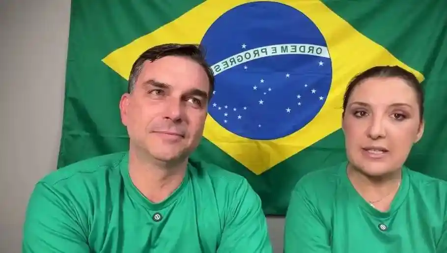 Imagem de Flávio Bolsonaro indica Daniella Marques para eventual equipe ministerial