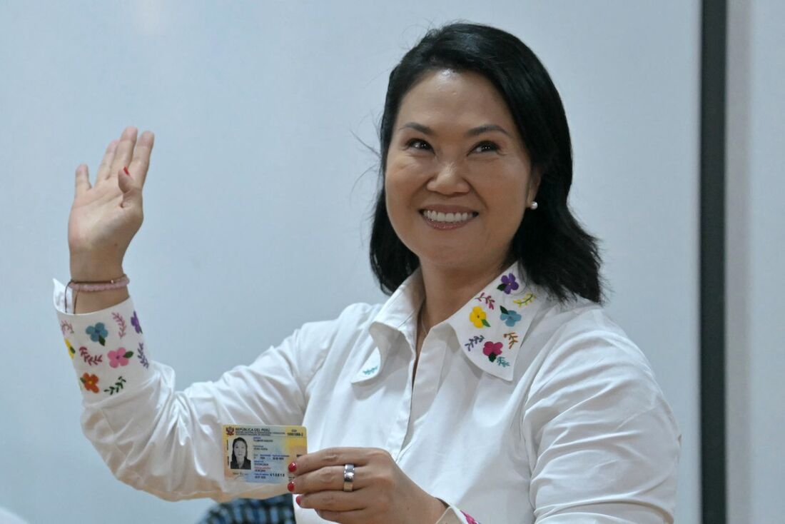 Imagem de Keiko Fujimori reassume liderança em disputa presidencial no Peru