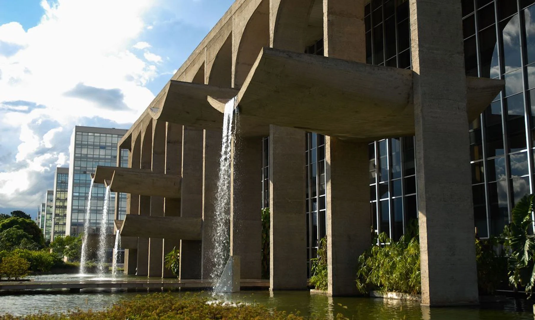 Fachada do Ministério da Justiça e Segurança Pública